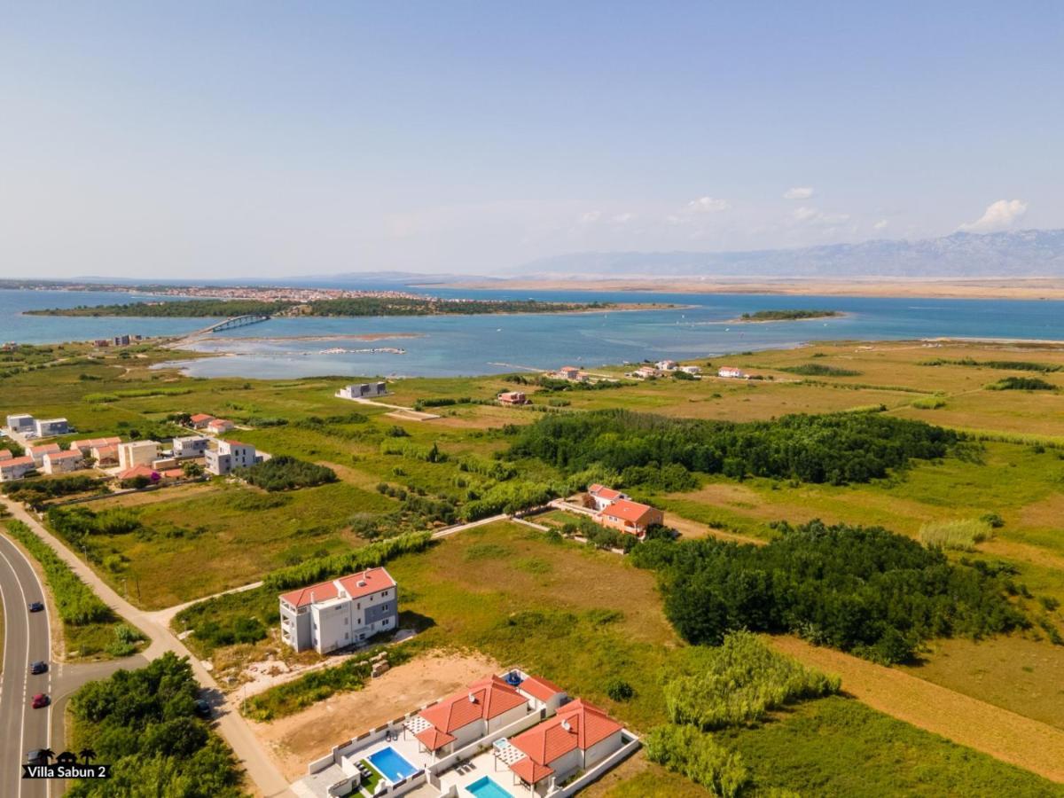 Villas Sabun - Modern House With Heated Pool Privlaka  Bagian luar foto
